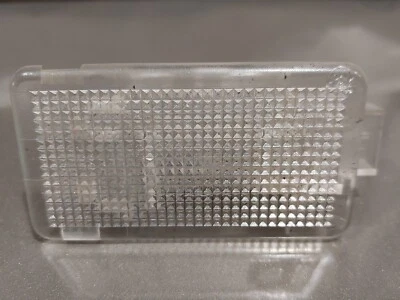 1999 to 2018 Volvo S60 S80 V70 XC70 Trunk Courtesy Light Lamp 30754448 9151431 - Image 1 of 4