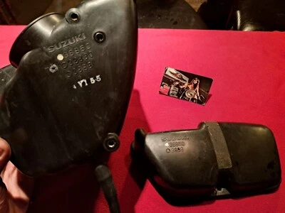 Suzuki VS1400 1995 Intruder 1400 caja de aire trasera limpiador de caja de aire 38B50 fabricante de equipos originales limpio Foto 1 de 4