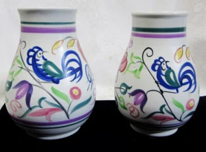 2 Folk Art ROOSTER POOLE POTTERY VASES, England - Picture 1 of 4