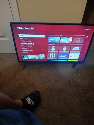 tcl 32 inch smart tv roku - Image 1 of 2