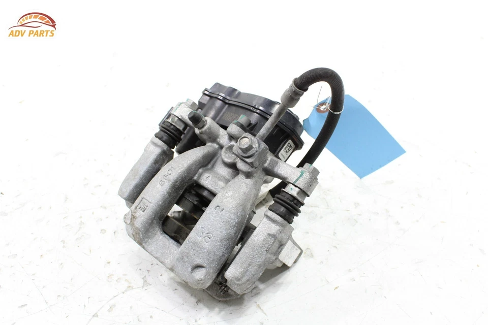 PINZA DE FRENO TRASERA IZQUIERDA LADO CONDUCTOR CHEVROLET TRAX 2024 OEM Foto 1 de 4