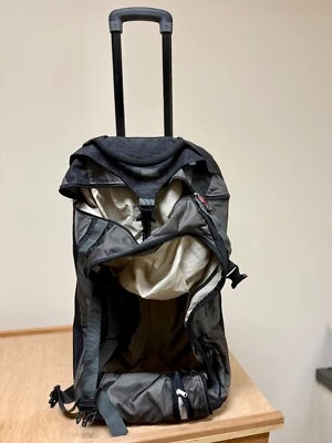 Equipaje/lona REI Wheely Beast 28" Foto 1 de 4