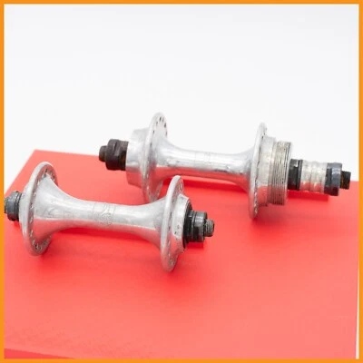 CAMPAGNOLO CHORUS HUBS 80S 90S vélo de route vintage 36 trous fil 126 mm - Photo 1/4