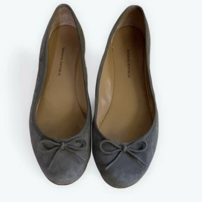 Banana Republic Ashley 芭蕾蝴蝶结灰色麂皮绒平底鞋 8 码 — 第 1/4 张图片
