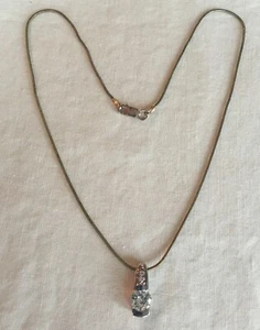 Schlichte Eleganz, Metallkette Halskette mit kleinem Brillant funkelndem Anhänger! - Bild 1 von 3