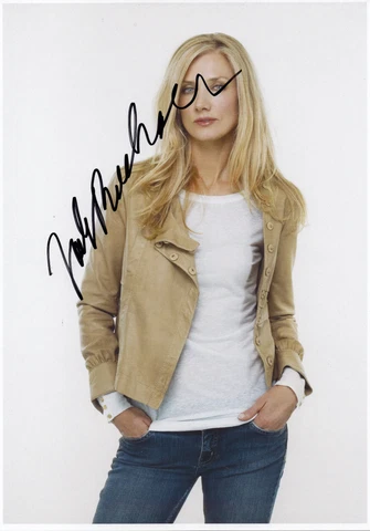 JOELY RICHARDSON - Signed 12x8 Photograph - FILM/TV - LADY CHATTERLY Cover