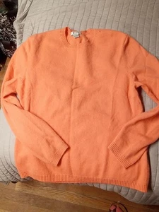 Investment 100% Cashmere L Classic Sweater Crew Neck Long Sleeve Preppy - Picture 1 of 5