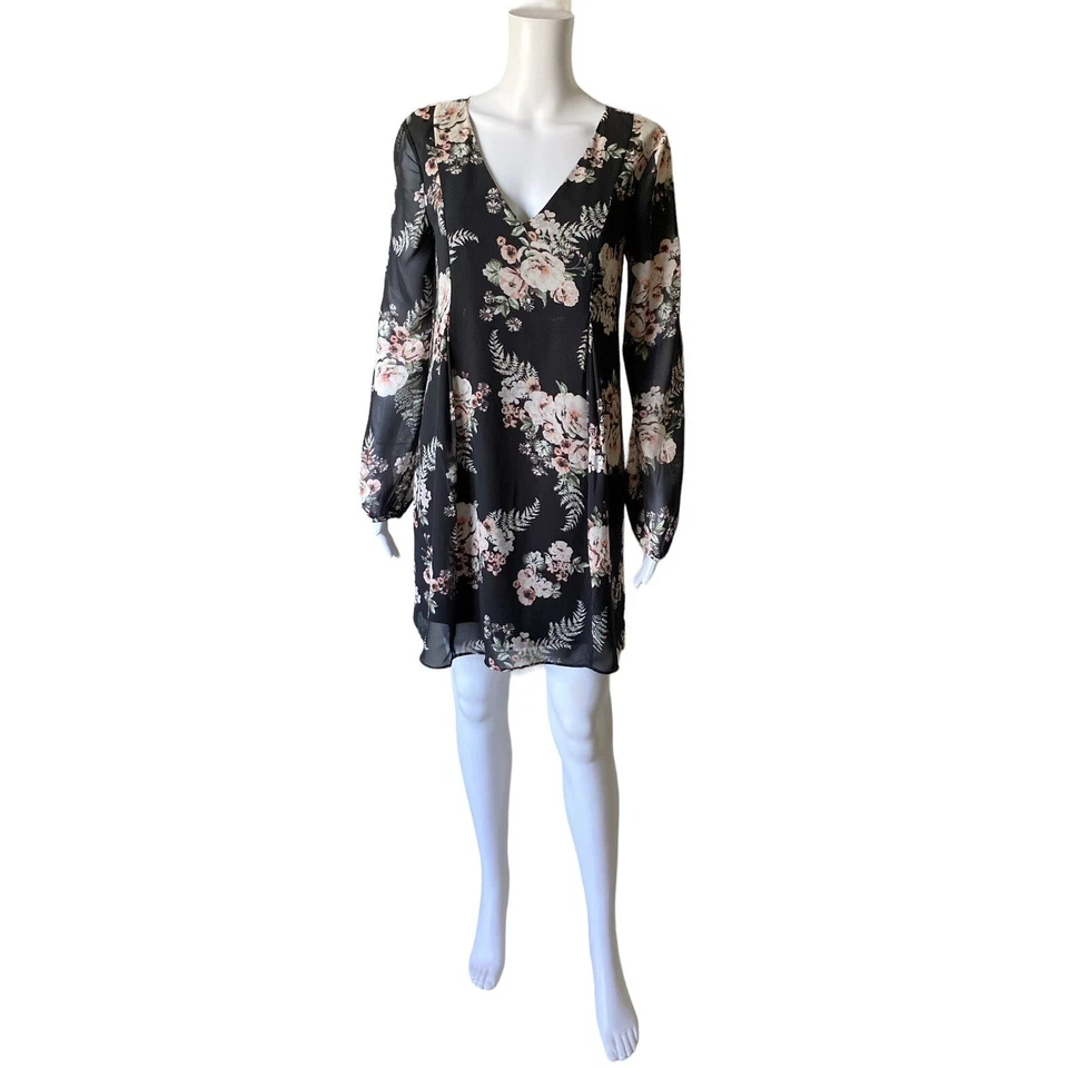 Mini Vestido túnica cambio BCBGeneration para mujer talla XS manga larga plisado cuello en V Foto 1 de 4