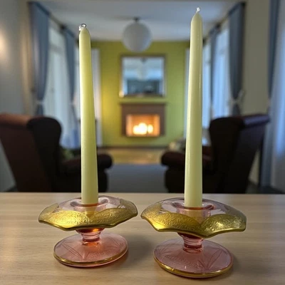 Candelabros vintage de vidrio grabado rosa y dorado - Elegancia Art Deco (par) Foto 1 de 4