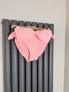 Ladies F & F Coral Bikini The Strap Can Be Removed Or Be Worn As A Halter neck. - Picture 1 of 5