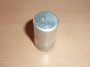 Alu-Abschirmbecher für Noval-Röhrenfassung, mit Schraubgewinde (48mm hoch) - Bild 1 von 3