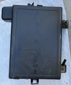 07-09 SATURN SKY-PONTIAC SOLSTICE 2.0L FUSE RELAY JUNCTION BOX BLOCK OEM - Picture 1 of 21