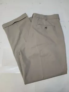 IZOD beige golf  casual pants size 36 x 30 / we3697 r2 t21 - Picture 1 of 5