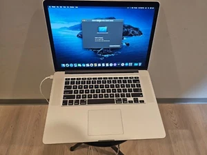 MACBOOK PRO 2013 15 INCH 2.4GHZ INTEL QUAD CORE i7 8GB RAM 250SSD MacOS Catalina - Picture 1 of 14