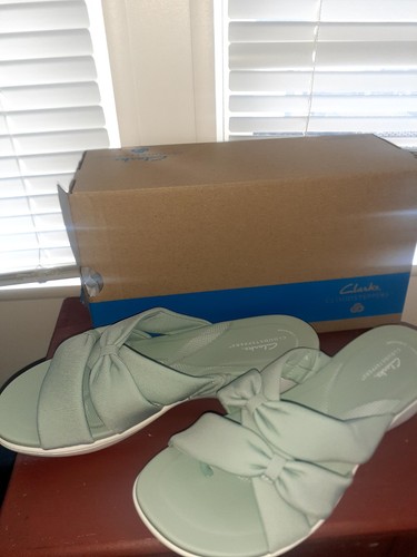 NUOVI sandali Clarks donna Breezerae Ava salvia larghi 10w nuovi con scatola