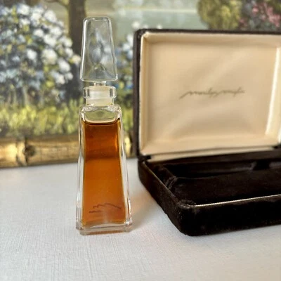 De Colección MARILYN MIGLIN FEROMONA Perfume Extrait 1/4 OZ 7,5 ml Estuche Terciopelo Perfume Foto 1 de 4