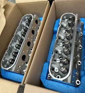GENUINE VF MOTORSPORT MAGNUM DIRECTOR 0821 CYLINDER HEADS PAIR 6.2L LS3 V8 NEW - Picture 1 of 9