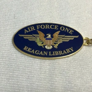 AIR FORCE ONE REAGAN Presidential LIBRARY keyring key chain 2.5" - Picture 1 of 6