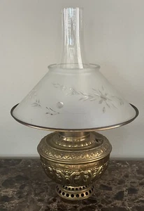 ANTIQUE THE ROCHESTER EMBOSSED BRASS KEROSENE OIL LAMP CHIMNEY RARE GLASS SHADE - Picture 1 of 10