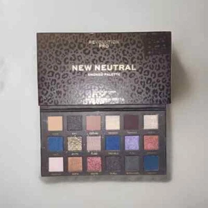 Makeup Revolution Pro - New Neutral Smoked Eyeshadow Palette - 18 Shades - New - Picture 1 of 3