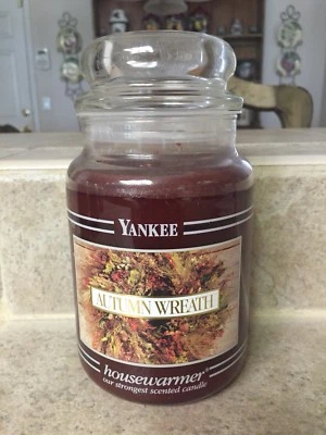 Yankee Candle 22 oz: BLACK LABEL Autumn Wreath  - Photo 1/3