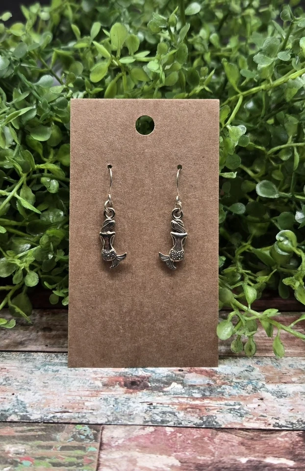 Pendientes de plata con dije de sirena sin níquel Foto 1 de 1