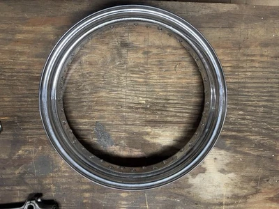 Llanta cromada RK Excel 40 radios 16x3,5  Foto 1 de 4