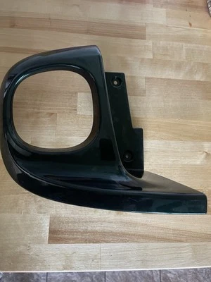 2014-17 Fiat 500L Driver Left Side Bumper Tail Light Trim Bezel. Green Color - Image 1 of 3