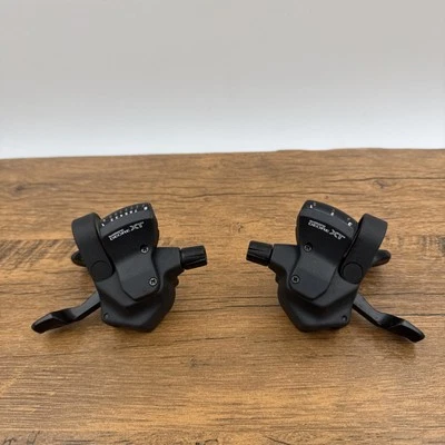 NOS Vintage Shimano Deore XT Shifters 8s Trigger SL-M740 3 X 8 Speed Shifters - Image 1 of 4