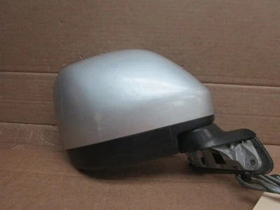 11 12 13 14 15 16 17 Nissan Quest Passenger Mirror Right Radiant Silver Metallic - Image 1 of 4