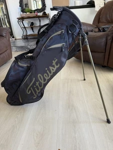 Brand New Titleist “Folds Of Honor” Limited Edition Dark Camo Stand bag - Picture 1 of 5