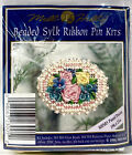 NEUF 1994 Mill Hill Pastel Poseies MHSR5 Perle Sylk Ribbon Pinback Kit Vntg 12570