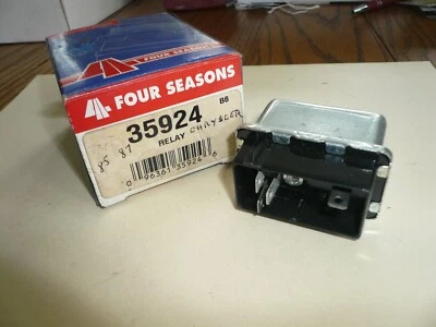 1985-90 Chrysler Town & Country Dodge Plymouth Voyager Radiator Fan Relay 35924 - Image 1 of 3