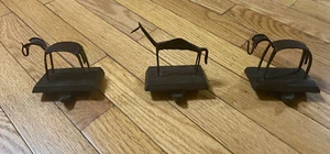 Cart Iron Fireplace Mantle Holder Hanger Vintage Old Set Elephants And Giraffe - Picture 1 of 7
