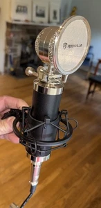 Probado ¡Excelente! Micrófono condensador de grabación Rockville RCM03 Pro Studio con cable - Imagen 1 de 8