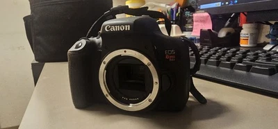 Canon EOS Rebel T6i 24.2MP Digital SLR Camera Black (Body Only) - Image 1 of 4