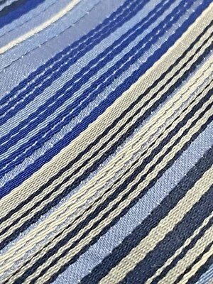 Мужской шелковый галстук Sarar синий белый серый в полоску галстук б/у в отличном состоянии 62 дюйма 4 дюйма - Изображение 1 из 4