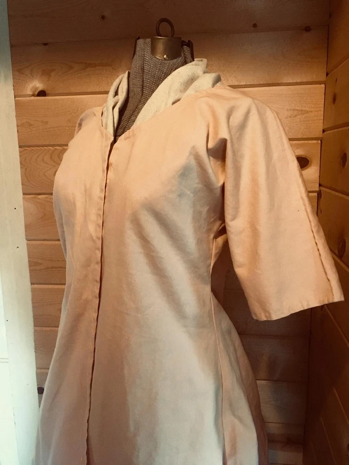 Bata de cama de algodón melocotón y tela modestia. Foto 1 de 1