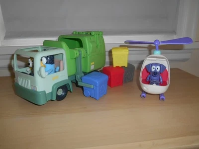 Bonecos de helicóptero Bluey Garbage Truck - Imagem 1 de 4