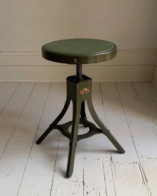 Vintage Evertaut Industrial/Machinist Adjustable Height Swivel Khaki Green Stool - Image 1 of 4