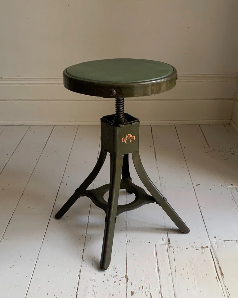 Vintage Evertaut Industrial/Machinist Adjustable Height Swivel Khaki Green Stool - Image 1 of 4