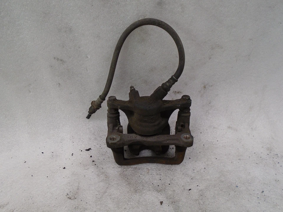 Pinza de freno trasera derecha del lado del pasajero Lexus LS400 1990-1992 OEM DK611313 Foto 1 de 4