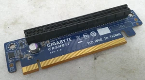 Gigabyte CRSH017 Rev: scheda riser 1.0 - Foto 1 di 5