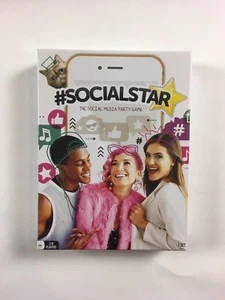 #SOCIAL-STAR - THE SOCIAL MEDIA PARTY GAME - NEW IN BOX - Picture 1 of 11