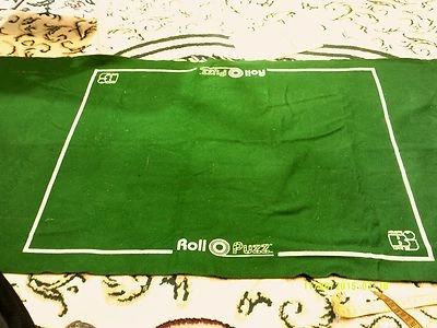Зеленый войлочный коврик-головоломка JOUETTOYS ROLL O PUZZ 52 дюйма x 26 дюймов  - Изображение 1 из 3