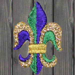 Fleur De Lis Embroidered Patch — Iron On - Picture 1 of 1