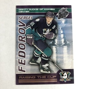 2003-04 Pacific Quest for the Cup Raising the Cup #1 - Sergei Fedorov
