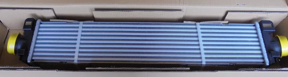 INTERCOOLER PARA AUDI A5 Sportback Cabriolet Q5 Van A7 A6 C8 Allroad A4 B9 961467 - Imagem 1 de 1