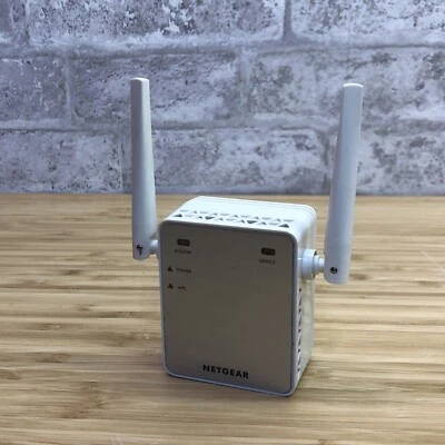 NETGEAR N300 WiFi Range Extender EX2700 Repeater - Image 1 of 3