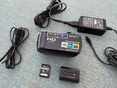 Sony Handycam HDR-XR150 120GB AVCHD Camcorder + AC adapter, 8GB card TESTED - Image 1 of 4